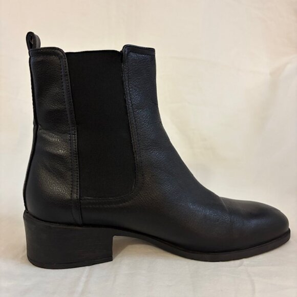Reaction Kenneth Cole Salt Genuine Black Leather Chelsea Boot Women's Size 9.5M - Picture 3 of 12
